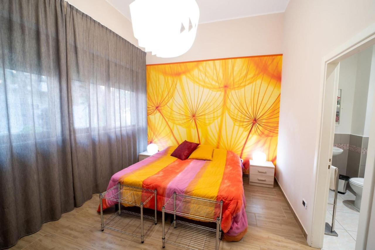 Holidays Lecce Exterior foto