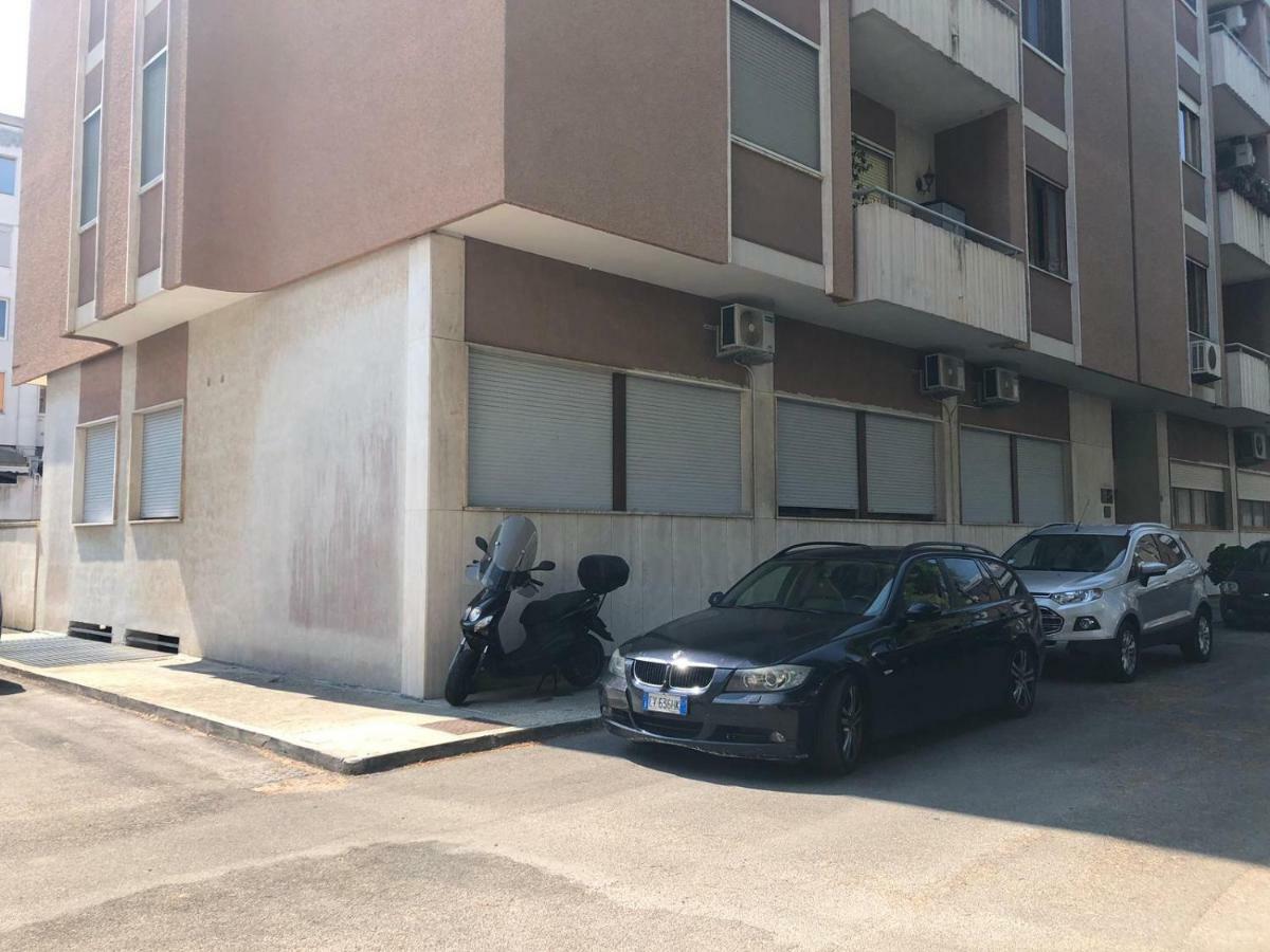 Holidays Lecce Exterior foto